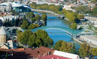 Казахстанцы выбирают Грузию: безвизовый режим и живописные пейзажи привлекают туристов