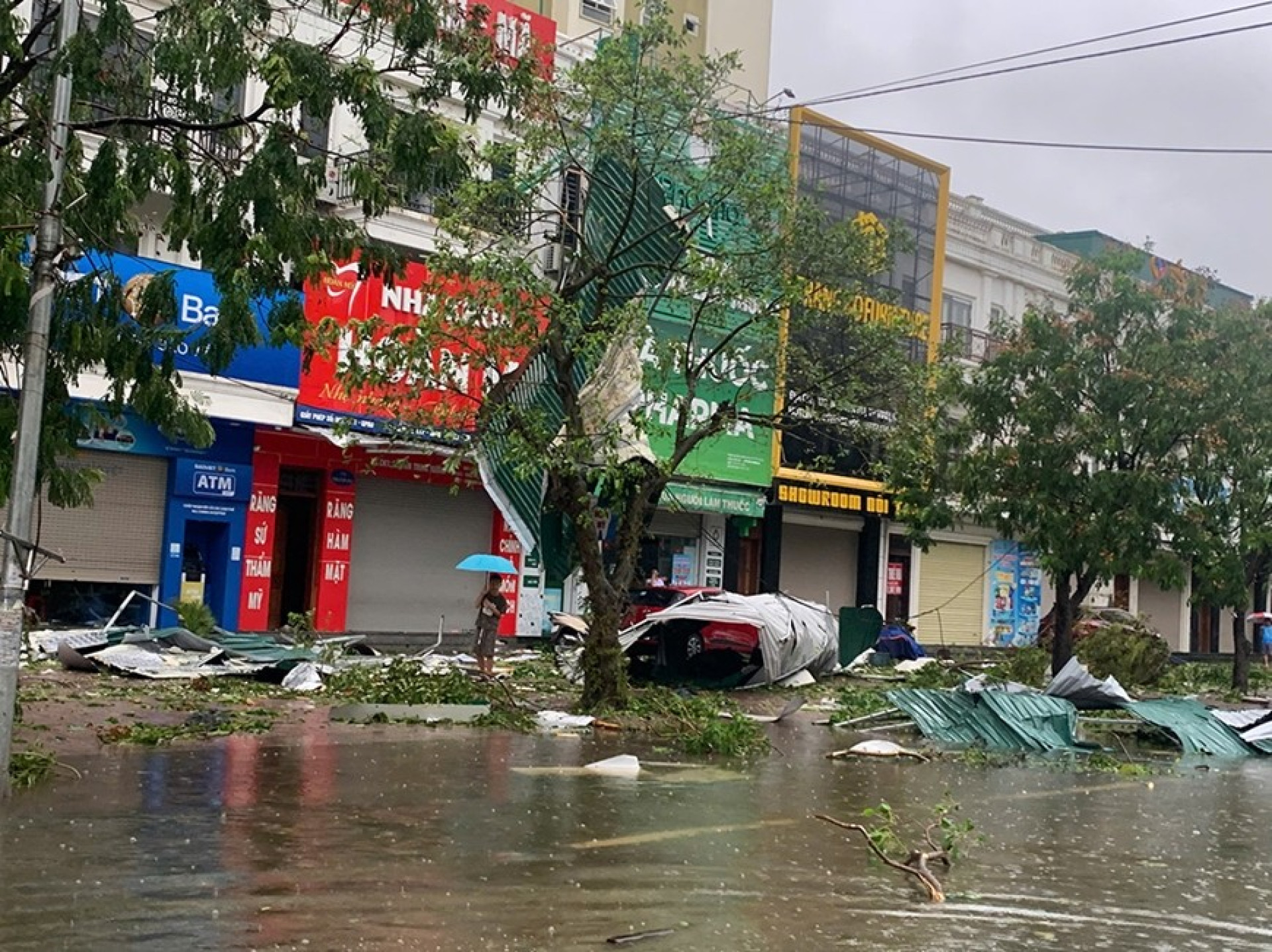 Разрушенные дома во Вьетнаме
