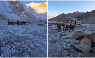 Шестеро туристов оказались в ловушке у подножия пика Сатпаева из-за травмы инструктора