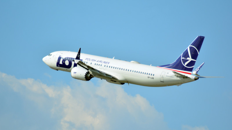 Прямые рейсы между Алматы и Варшавой: LOT запускает новый маршрут для пассажиров