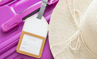 Эксперты предупреждают: не оставляйте личные данные на чемоданах во время поездок