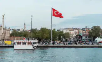 Новый указ Эрдогана: кто сможет работать в Турции без разрешений?