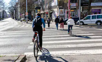 Словакия вводит лимит на скорость пешеходов: не выше 6 км/ч