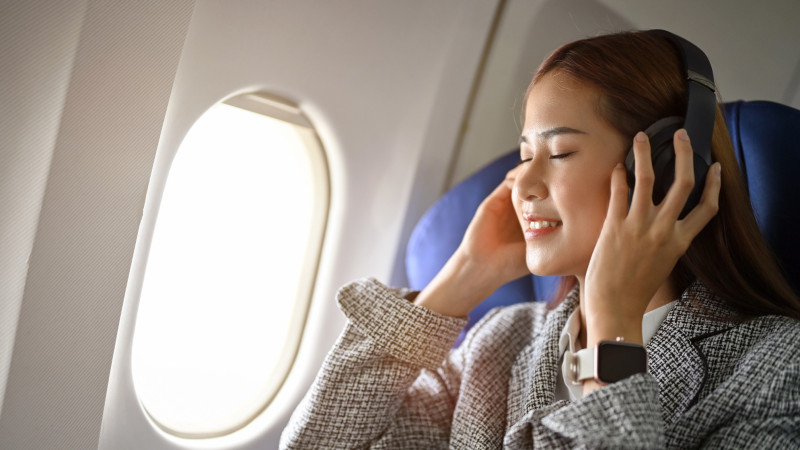 Новые правила: беспроводные наушники под запретом в аэропорту