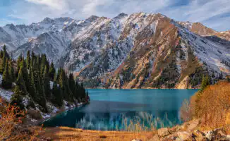 Проезд к Большому Алматинскому озеру остаётся закрытым после снегопадов