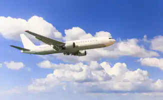 Международный рейс Атырау - Уральск отменен: Казахстанцы выражают недовольство