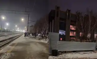 Вокзал в Кокшетау всё ещё ремонтируется, соцсети обсуждают его состояние