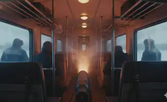 Отравление газом в поезде Алматы: десятки пострадавших среди массовки