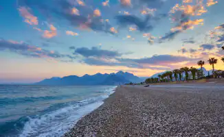 Землетрясение магнитудой 4,9 в Анталье: воздействие на туристическую отрасль Турции