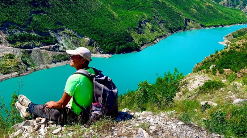 Астанчанин воплотил мечту: 50-летний мебельщик прошел 10,000 км пешком за 1,5 года