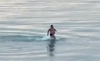 Мужчина купается в Капшагайском водохранилище зимой: вирусное видео