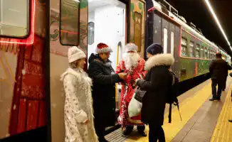 Тысячи казахстанцев встретят Новый год в пути, оставляя домашние традиции позади