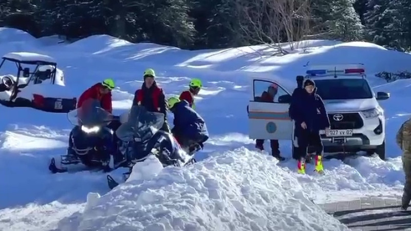 Трагедия в горах Алматы: турист стал жертвой лавины, поиски не увенчались успехом