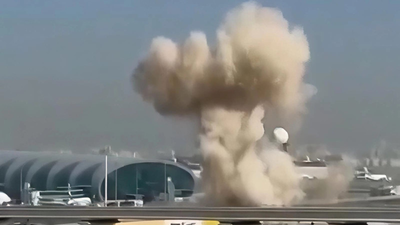 Дубайская гавань замерла: беспилотник нарушил полёт небесной симфонии